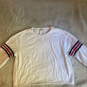 Garage cropped long sleeve